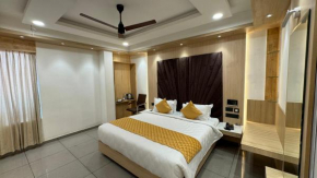 HOTEL ROYALSTAY main